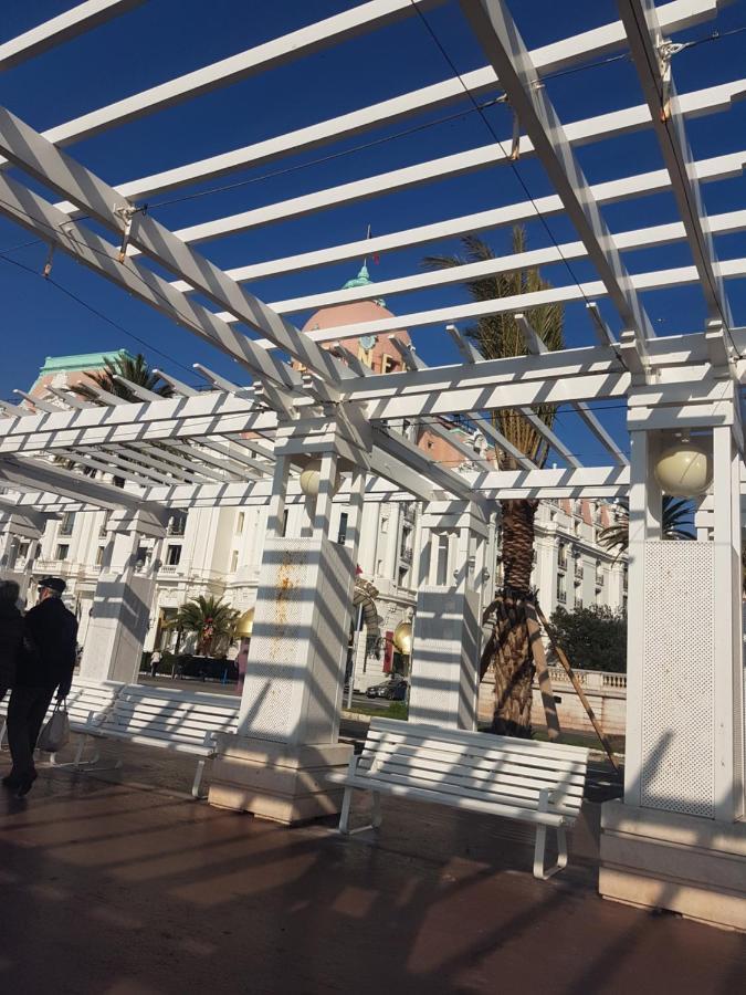 Nice Large 2Br Sunny 20 Meter Terrace Parking Beach Shops Kültér fotó